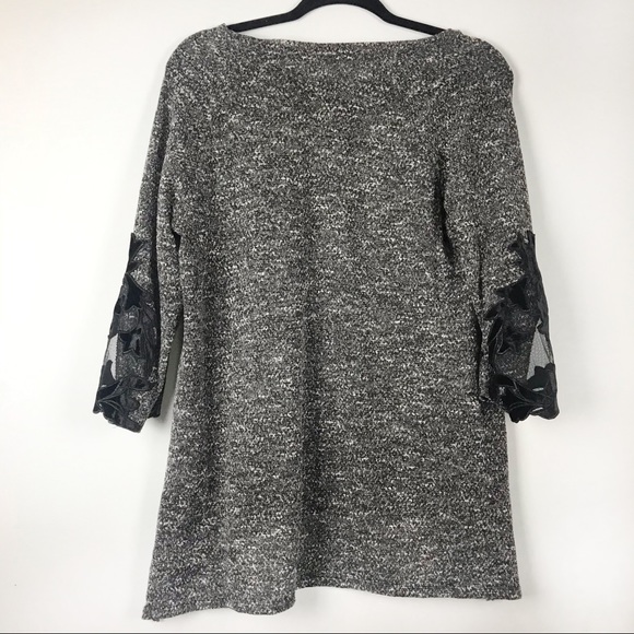 🔴Mauricie’s | Sweater Lace sleeve Top - Picture 5 of 6